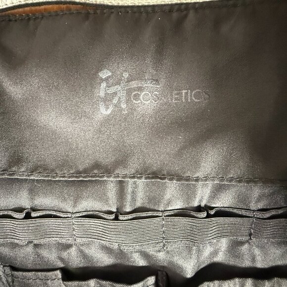 iT Cosmetics Roll Bag Black - Picture 2 of 5